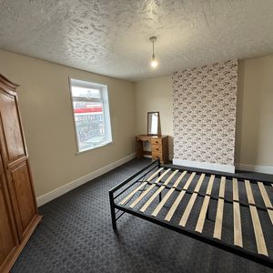 Photo 5- click for photo gallery